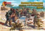 German Paratroopers with 10.5cm LG42 (Tropical Uniform) WWII