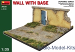 MA36035 Wall with base