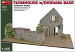 MA36018 Farmhouse with Diorama base