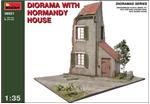 MA36021 Diorama with Normandy house