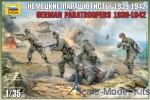 ZVE3628 German paratroopers, 1939-1942