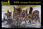 WWII German: German paratroopers WWII, Caesar Miniatures, Scale 1:72