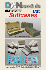 Accessories for diorama. Suitcases 8 pcs