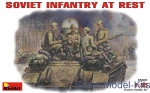 MA35001 Soviet infantry at Rest (1943-45)