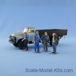 NS-F-43018-p Set of mechanics (drivers) (4 resin figures)